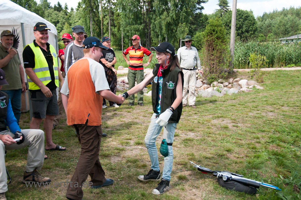 Bird likes girls more